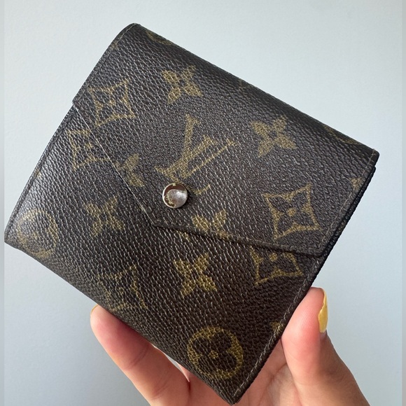 Louis Vuitton Wallet - Picture 3 of 8